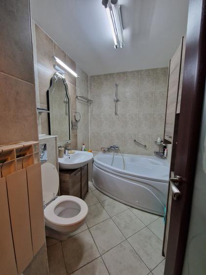 Apartament cu 2 camere decomandat în Vitan Mall