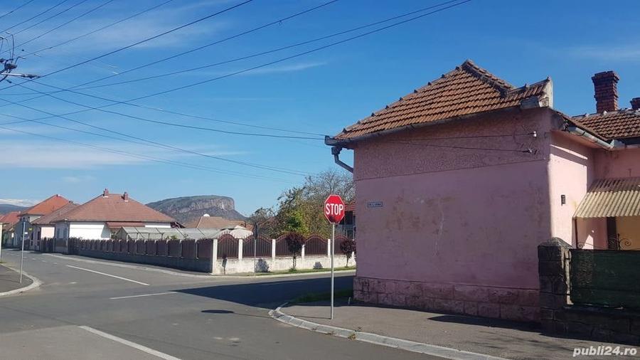 Casă cu 3 camere cu Teren 655 Mp în Central