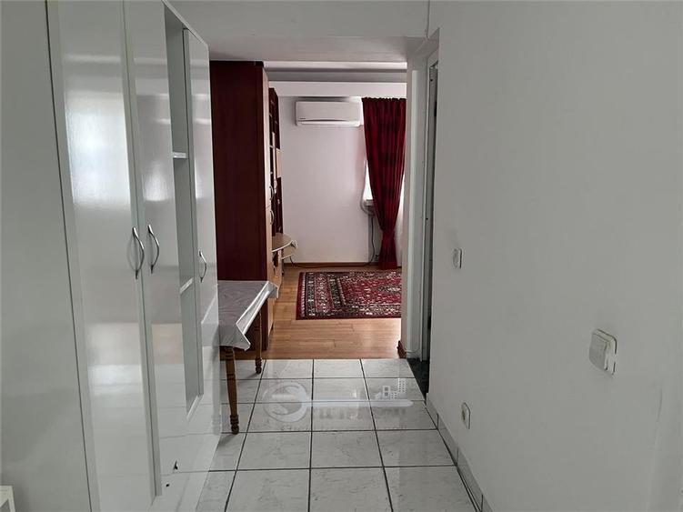 Garsonieră decomandată în Gară