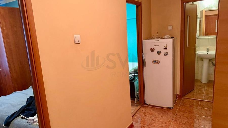 Apartament cu 3 camere decomandat, mobilat în Bucur Obor