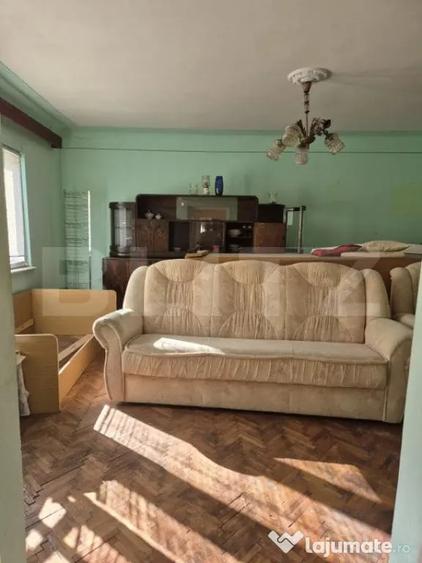 Casă cu 3 camere cu Teren 610 Mp în 7 Noiembrie