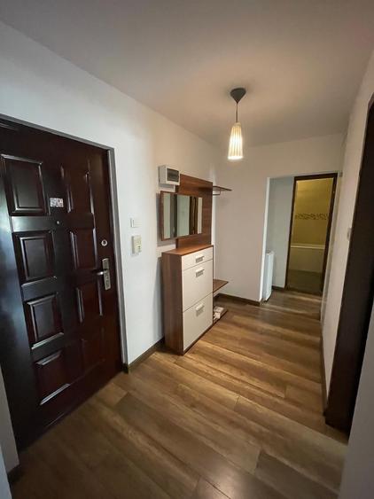 Apartament cu 2 camere decomandat, mobilat în Crângași