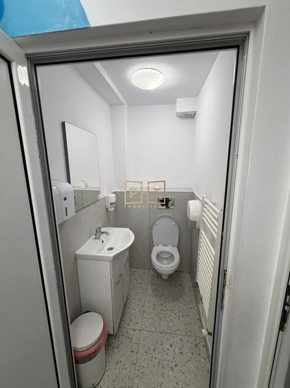 Spațiu comercial, de 163 mp, în Florești