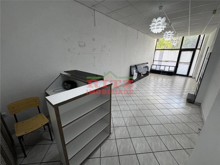 Spațiu comercial, de 47 mp, în