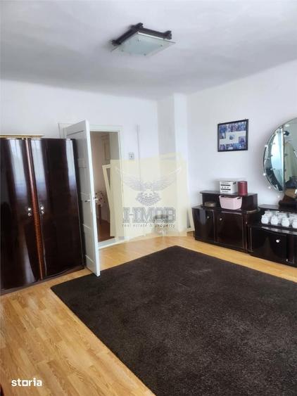 Casă cu 3 camere cu Teren 803 Mp în Central