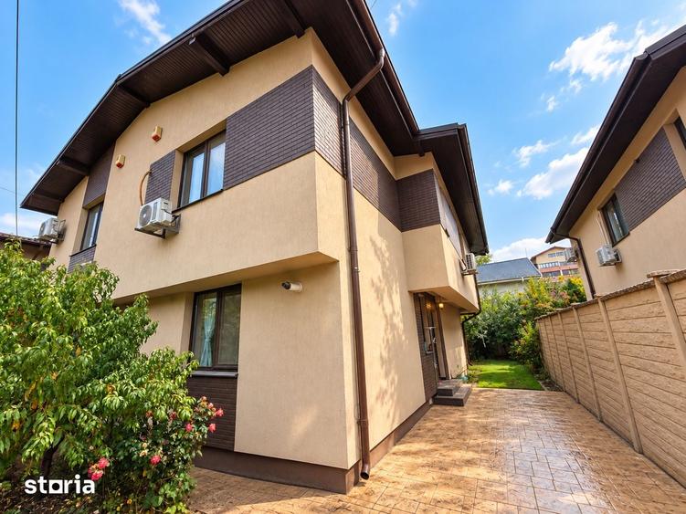 Casă cu 4 camere cu Teren 200 Mp în Central