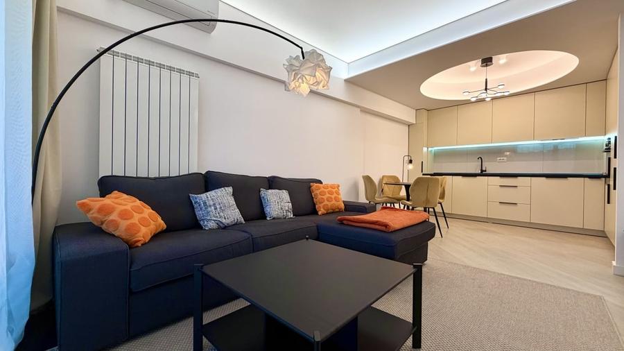 Apartament cu 3 camere decomandat, mobilat în Pipera