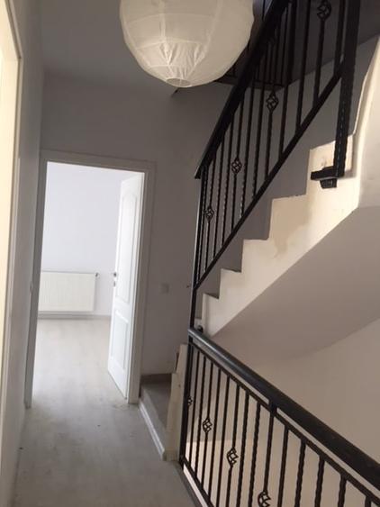 Duplex cu 5 camere cu Canalizare în Bragadiru
