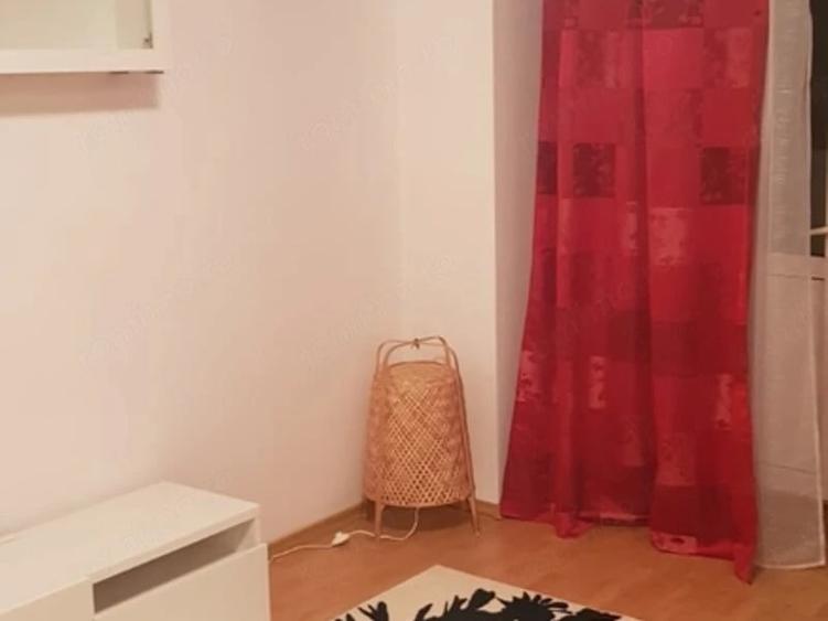 Garsonieră decomandată în Nerva Traian
