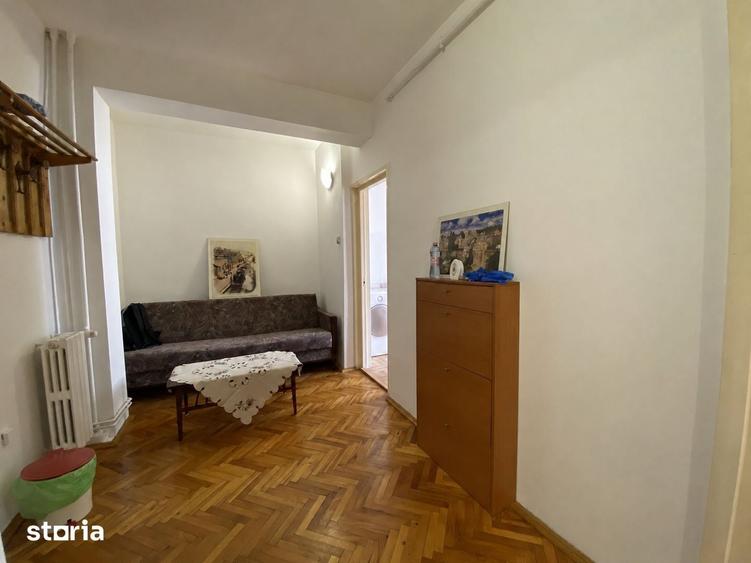 Garsonieră decomandată în Zorilor