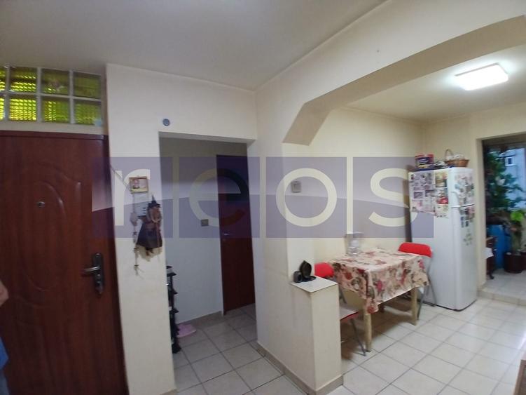 Apartament cu 3 camere, mobilat în Dristor