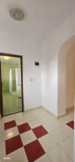 Casă cu 4 camere decomandat cu Teren 502 Mp în Șelimbăr