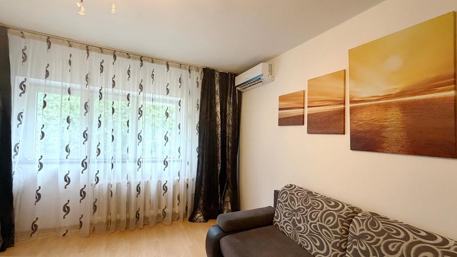 Apartament cu 3 camere decomandat în Vitan Mall