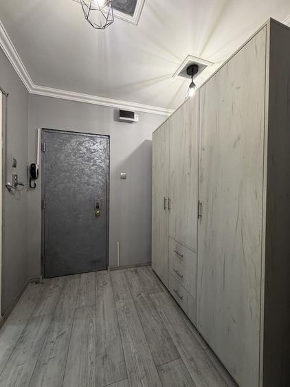 Garsonieră decomandată, mobilată în 13 Septembrie