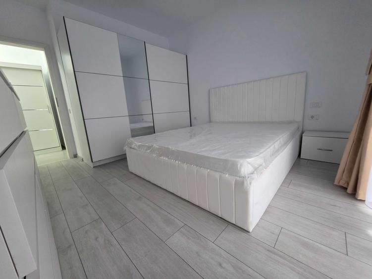 Inchiriez Apartament 2 camere, decomandat, sector 4, Drumul Dealu Bradului C4 - 8