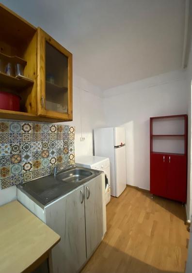 Garsonieră decomandată în Exterior Vest