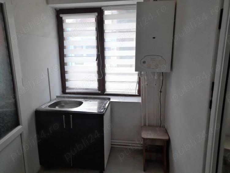 Spațiu comercial, de 40 mp, în Central