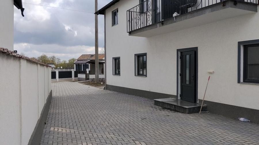 Apartament cu 3 camere în Humulești