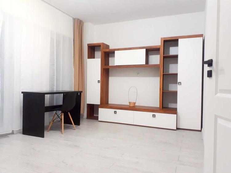 Apartament cu 2 camere decomandat în Păcurari
