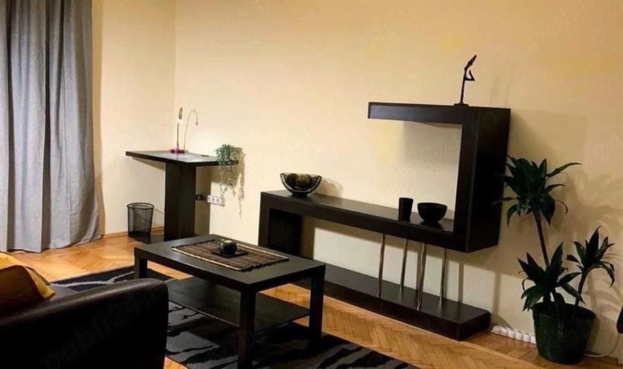 Apartament cu 2 camere semidecomandat, mobilat în Floreasca
