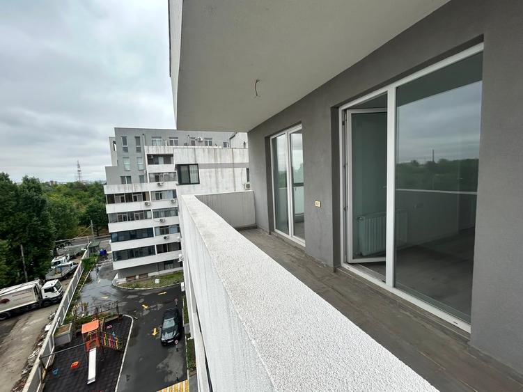 Apartament cu 3 camere în Vitan