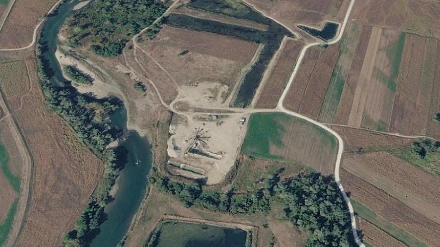 Luciu de apa - 4,7 Ha - Criciova, Timis - 1