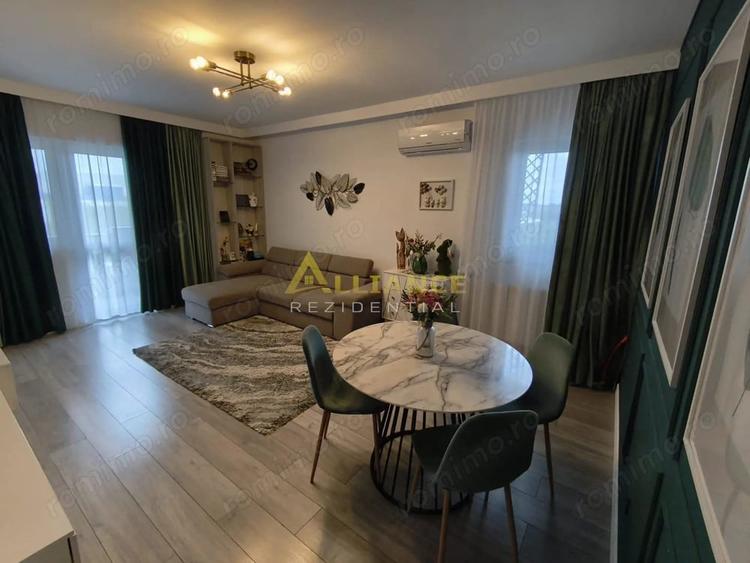 Apartament cu 3 camere decomandat, mobilat în Metalurgiei