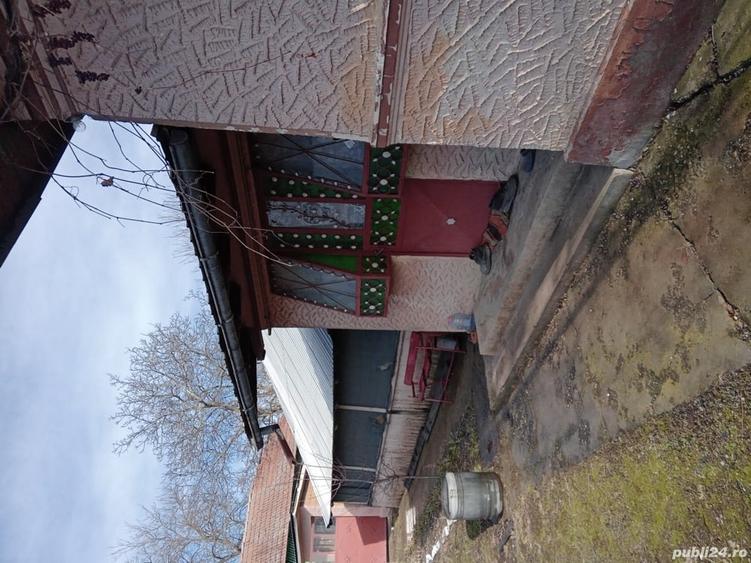 Casă cu 4 camere cu Teren 1200 Mp în Finta