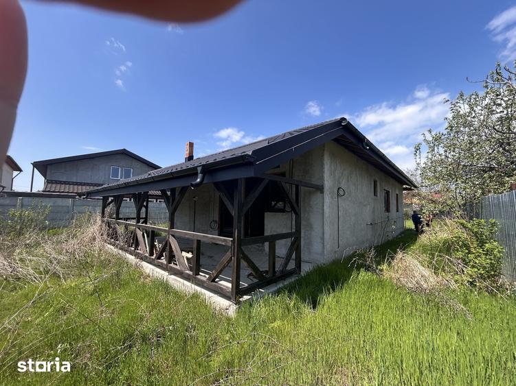Casă cu 3 camere cu Teren 509 Mp în Brănești
