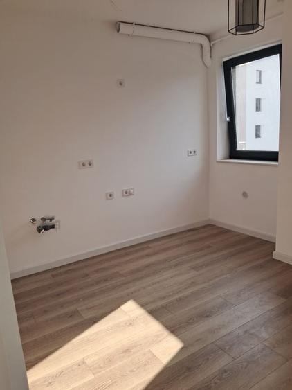 Apartament cu 2 camere decomandat în Tudor
