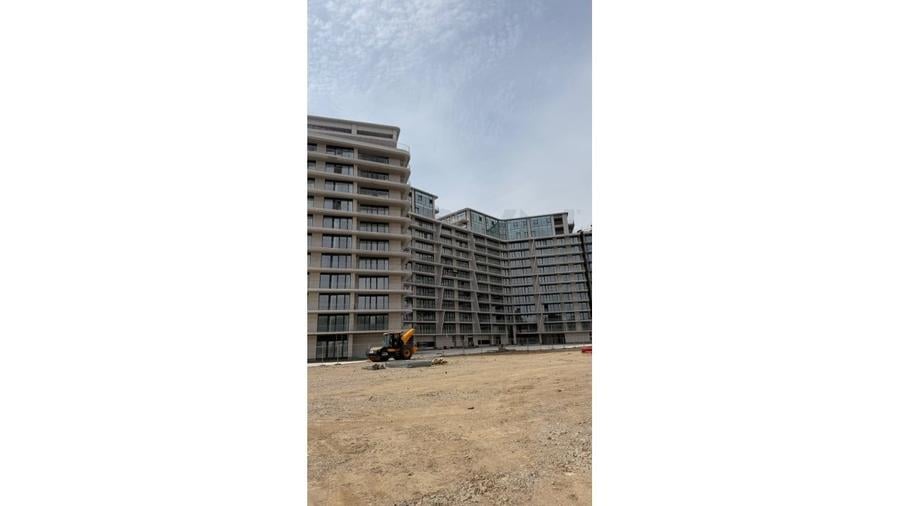 Apartament cu 4 camere decomandat în Colentina