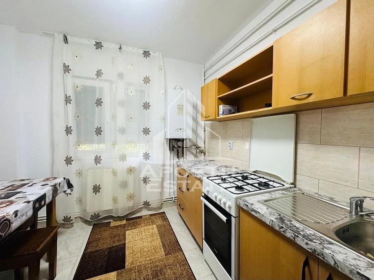 Apartament cu 2 camere decomandat în Micălaca