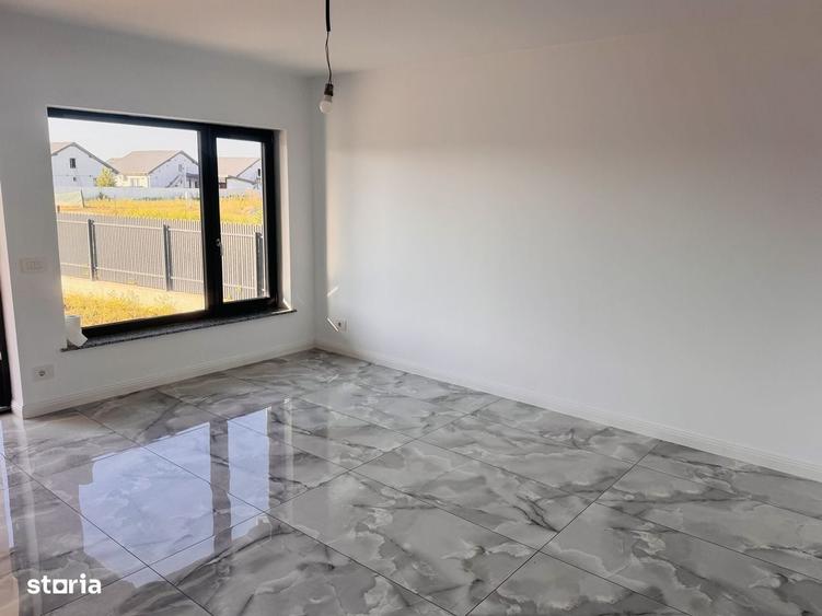 Casă cu 3 camere în Lilieci