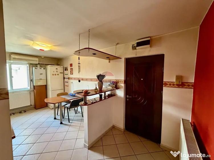 Apartament cu 3 camere decomandat în Ultracentral