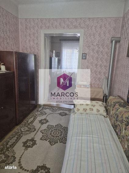 Casă cu 4 camere în Muncitoresc