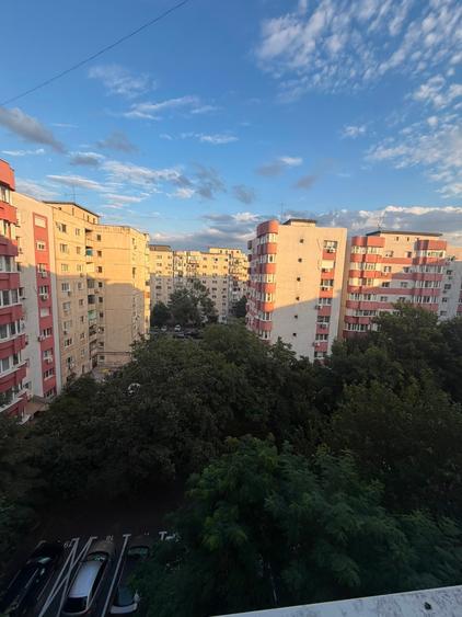 Garsonieră decomandată în 13 Septembrie