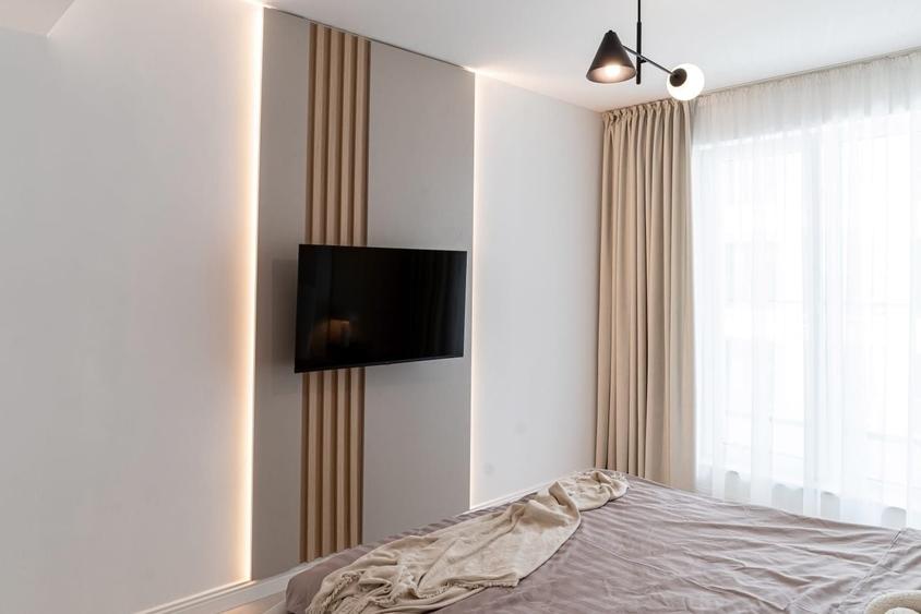 Apartament cu 3 camere semidecomandat, mobilat în Pipera