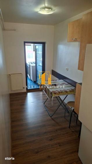 Apartament cu 3 camere decomandat în Găvana