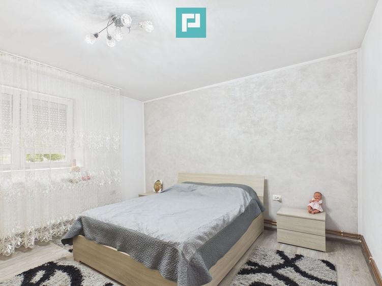 Casă individuală cu 3 camere cu Canalizare în Central