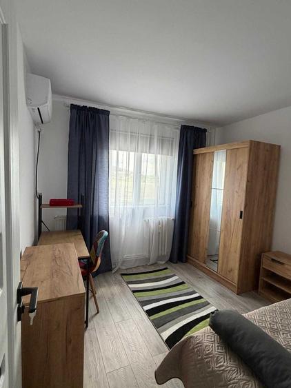 Apartament cu 2 camere decomandat în Nicolina
