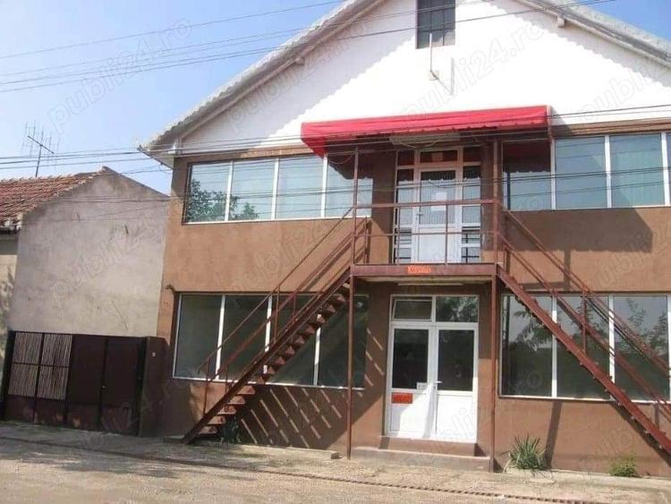 Spațiu comercial, de 200 mp, în Exterior Vest