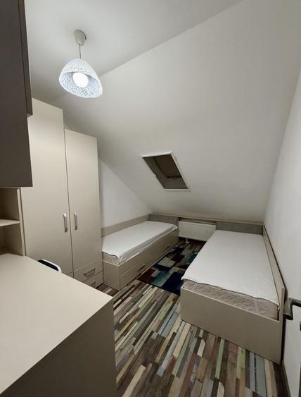 Apartament cu 3 camere decomandat, mobilat în Gherăiești