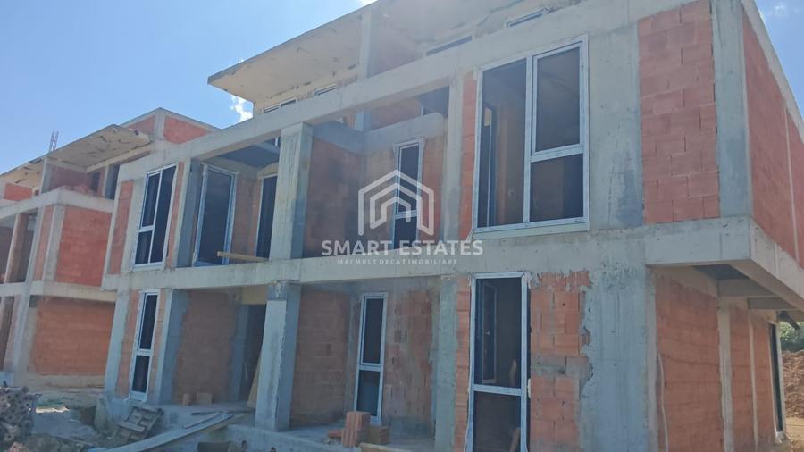 Duplex cu 4 camere cu Canalizare în 1 Decembrie 1918