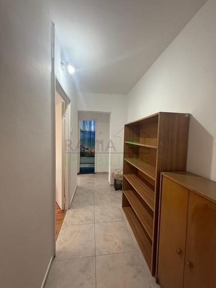 Apartament 3 Camere Decomandat, Etaj 1, Tractorul - 14