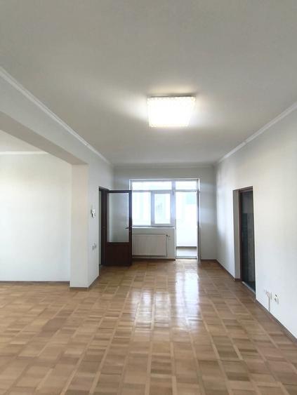 Birou, de 250 mp, în Iancului