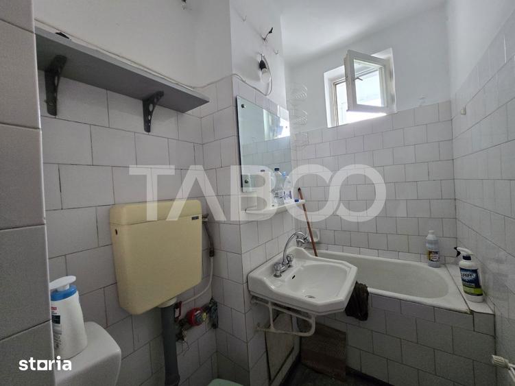 Apartament 2 camere de vanzare 37 mp balcon zona Mihai Viteazul Sibiu - 5