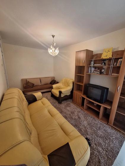 Apartament 4 camere, decomandat, et.1 4, Spl.Campionilor - Lugoj, locatie centrala, linistita - 5
