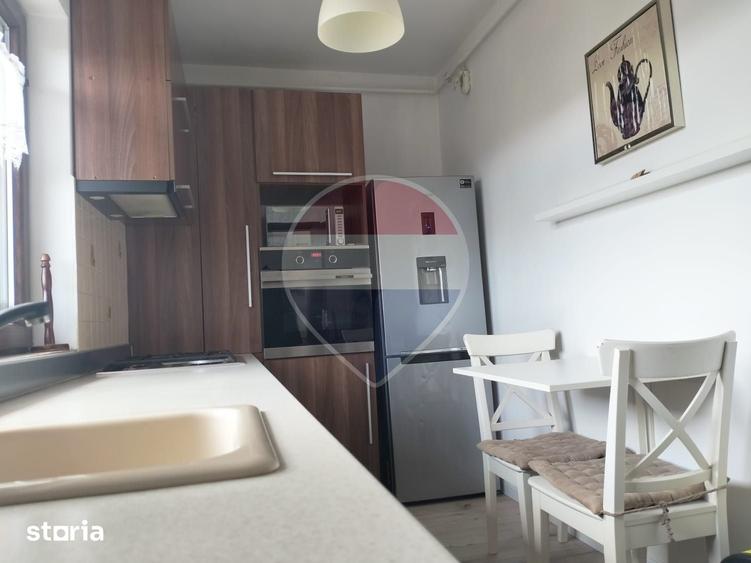 Apartament cu 3 camere în Lazaret