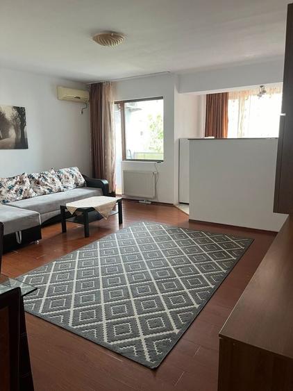 Inchiriez apartament 2 camere zona Vitan, sector 3 - 5