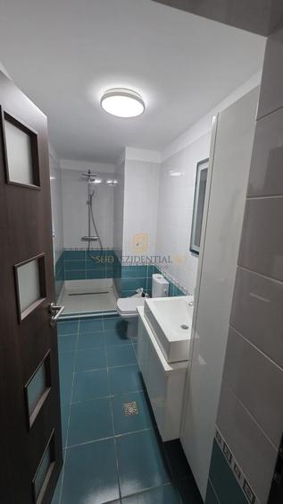 Casă individuală cu 4 camere cu Canalizare în Central